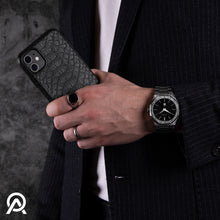 Carica l'immagine nel visualizzatore di Gallery, Cover iPhone drillo nera